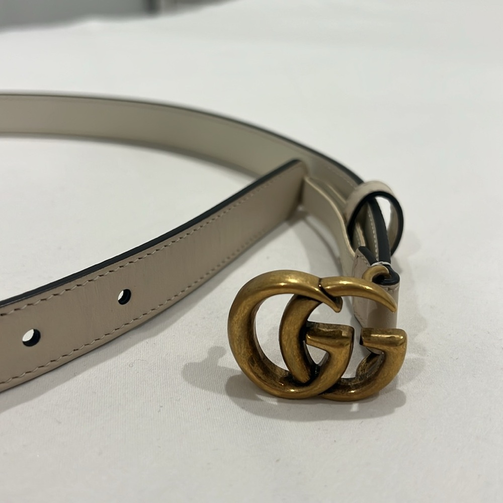 Authentic Gucci White/Gold Belt